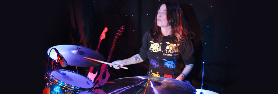/13-rokstories/57-drum-solo